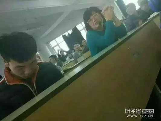 �羺��ǰ��ʦ���� ��ѧ���Ͽ�����Ϸ��������ɱ