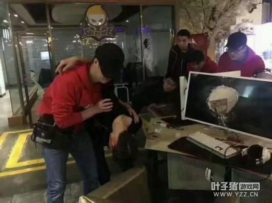 С���򱻶��ѿ�ͷײ����ʾ�� �Դ���Һ�����аβ���