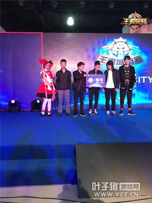 ��KOC���Ϸ��������������Ļ ��WJY��Я�֡��������Ϸ��ͦ���ܾ���