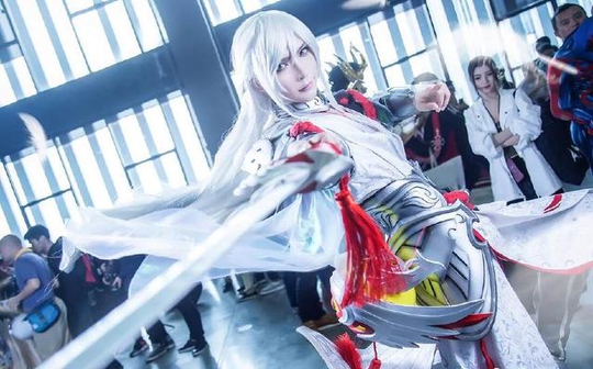 王者荣耀:操作难度十星级的四大英雄,玩会