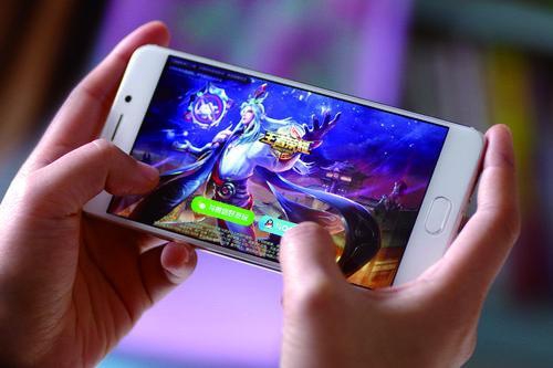 《王者荣耀》水土不服 腾讯游戏量身定做应