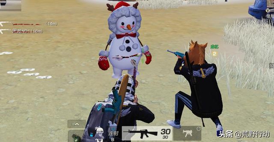 荒野行动:身穿“十级甲”雪人出现!武器都